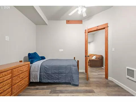 Bedroom - 2262 Todd St, Eugene, OR 97405 photo 8 of 8