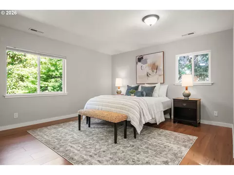 Bedroom - 2262 Todd St, Eugene, OR 97405 photo 1 of 8