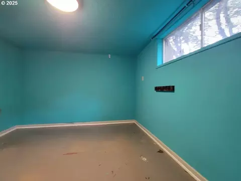 Other - 2910 SE Hillyard Rd, Gresham, OR 97080 photo 7 of 8