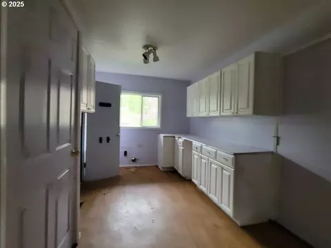 Other - 2910 SE Hillyard Rd, Gresham, OR 97080 photo 4 of 8