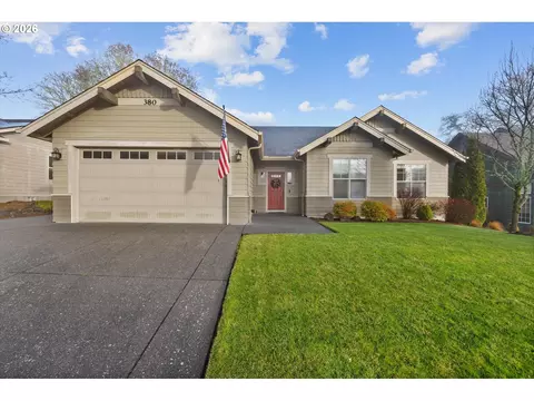 380 NW Reed Ln, Dallas, OR 97338