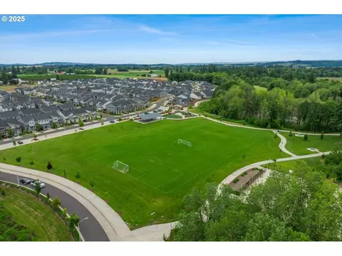 View/Area - 2856 S Nectarine St, Cornelius, OR 97113 photo 6 of 6