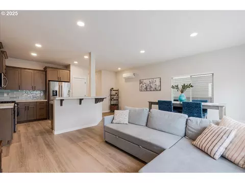 Other - 2856 S Nectarine St, Cornelius, OR 97113 photo 3 of 8