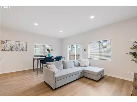 Living - 2856 S Nectarine St, Cornelius, OR 97113 photo 2 of 2