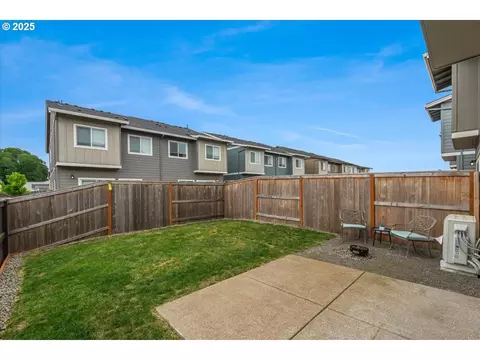 Exterior - 2856 S Nectarine St, Cornelius, OR 97113 photo 5 of 7