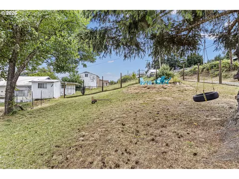 426 Cedar St, Yoncalla, OR 97499 photo 33