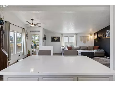 426 Cedar St, Yoncalla, OR 97499 photo 13