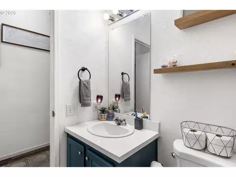 426 Cedar St, Yoncalla, OR 97499 photo 23
