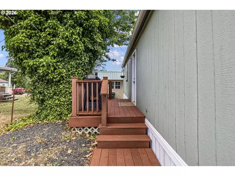 426 Cedar St, Yoncalla, OR 97499 photo 31