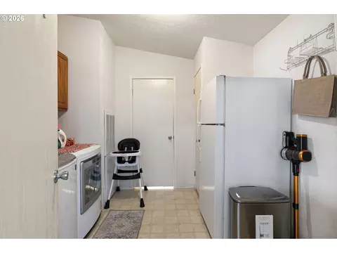 426 Cedar St, Yoncalla, OR 97499 photo 27