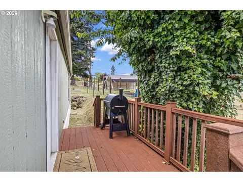 426 Cedar St, Yoncalla, OR 97499 photo 30