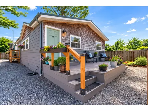 8365 Stark St, Rockaway Beach, OR 97136