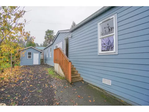 415 NE 194th St #17, Ridgefield, WA 98642