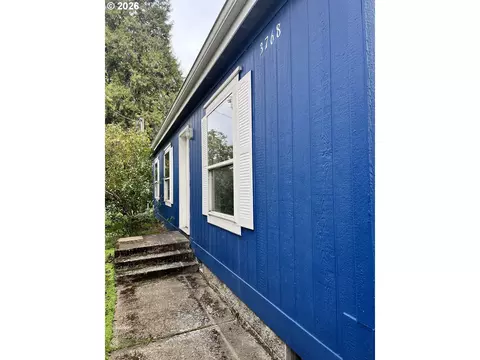 3768 Oregon Ave, Springfield, OR 97478 photo 2