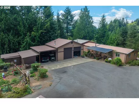 1124 Lower Smith River Rd, Reedsport, OR 97467
