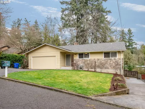 1327 SE Anspach St, Milwaukie, OR 97267