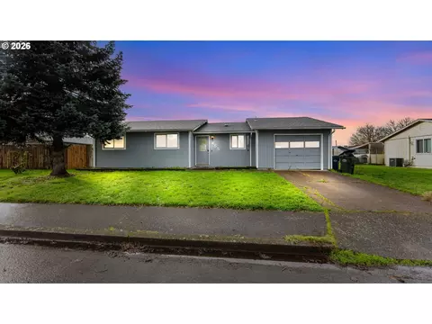 455 Crona St, Junction City, OR 97448