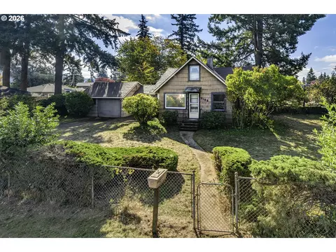 7106 SE Cooper St, Portland, OR 97206