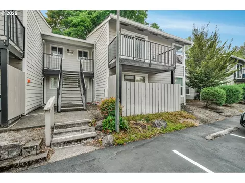 5488 SW Alger Ave #12, Beaverton, OR 97005