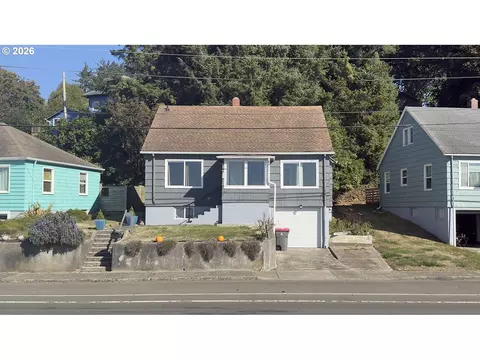 627 W Marine Dr, Astoria, OR 97103