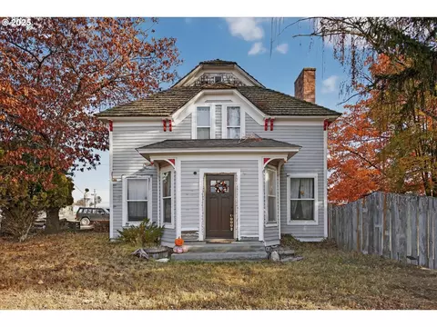 1490 10th St, Baker City, OR 97814