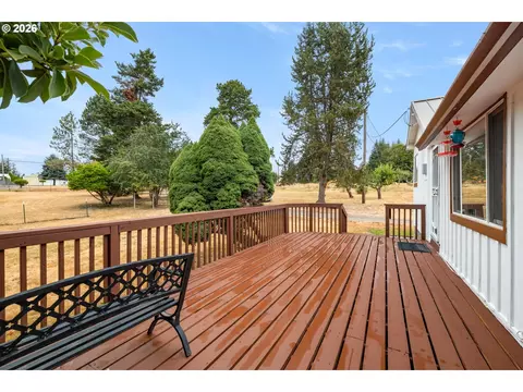 Exterior - 35300 SE Gunderson Rd, Sandy, OR 97055 photo 2 of 5