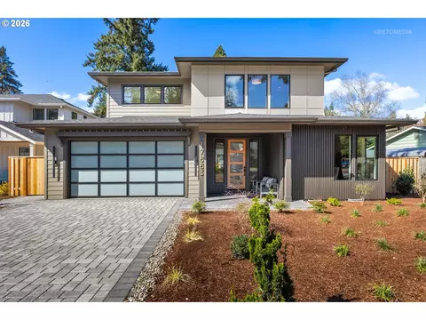 17883 Tamara Ave, Lake Oswego, OR 97035
