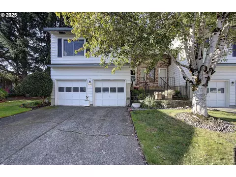 14842 NE Rose Pkwy, Portland, OR 97230