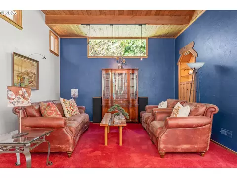 2052 S Shasta Loop, Eugene, OR 97405 photo 19