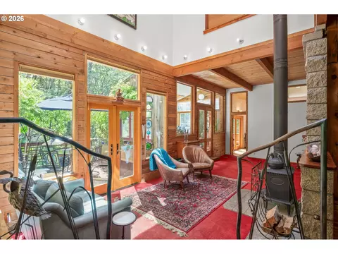 2052 S Shasta Loop, Eugene, OR 97405 photo 17