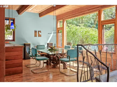 2052 S Shasta Loop, Eugene, OR 97405 photo 15