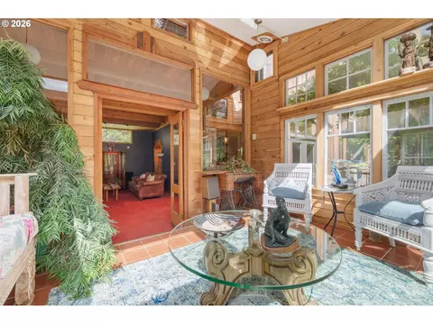2052 S Shasta Loop, Eugene, OR 97405 photo 23