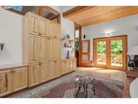 2052 S Shasta Loop, Eugene, OR 97405 photo 26