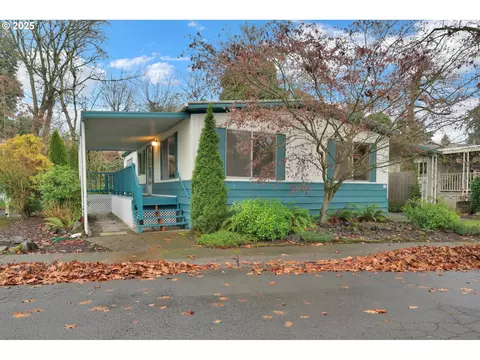 1475 Green Acres Rd #13, Eugene, OR 97408