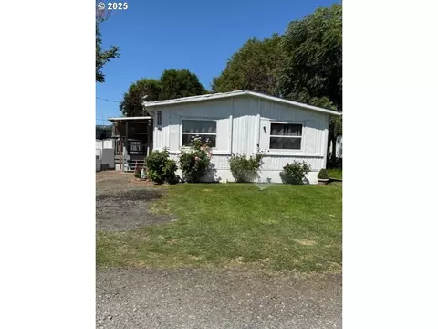 105 Shepler St #46, Dallesport, WA 98617