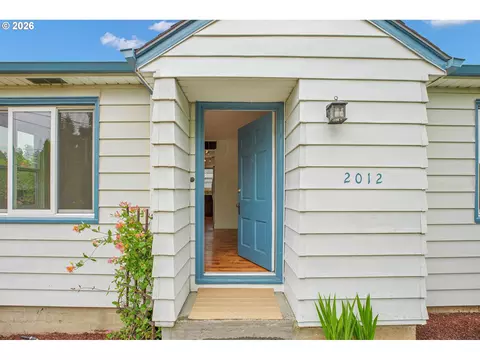 2012 E 33rd St, Vancouver, WA 98663