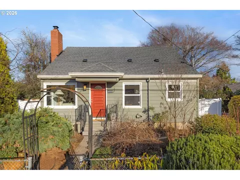 4231 SE Long St, Portland, OR 97206