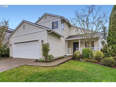 144 NE Autumnwood Ter, Hillsboro, OR 97124