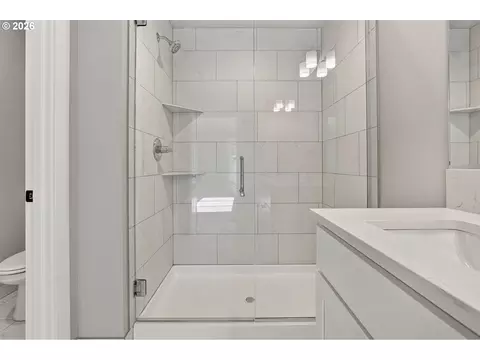 Bath - 3676 SW Tegart Ln, Gresham, OR 97080 photo 1 of 4