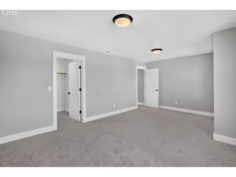 Bedroom - 3676 SW Tegart Ln, Gresham, OR 97080 photo 11 of 12