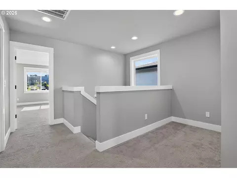 Entry Way - 3676 SW Tegart Ln, Gresham, OR 97080 photo 1 of 4
