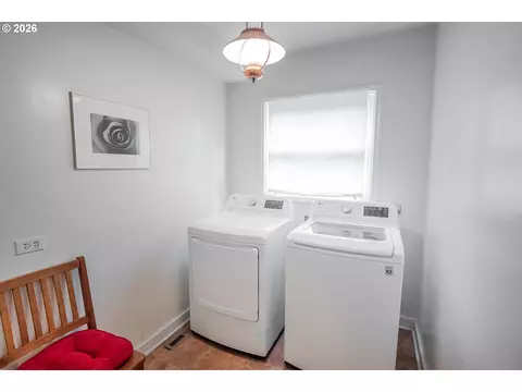 Other - 541 W 21st Ave, Eugene, OR 97405 photo 9 of 12