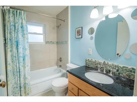 Bath - 541 W 21st Ave, Eugene, OR 97405 photo 1 of 3