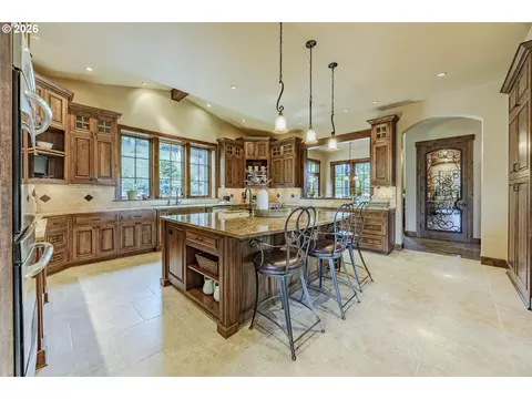 Kitchen - 27520 Erickson Rd, Eugene, OR 97402 photo 1 of 2