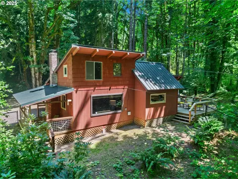 66655 E Barlow Trail Rd, Rhododendron, OR 97049