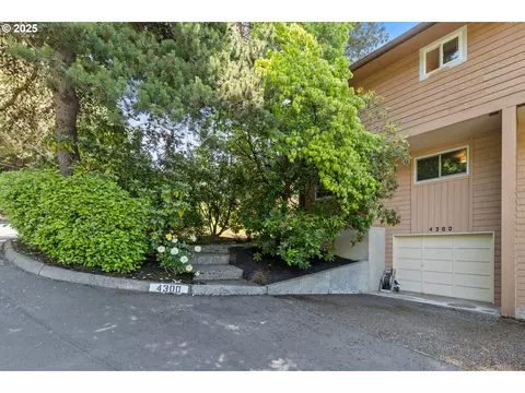 4300 Botticelli St, Lake Oswego, OR 97035