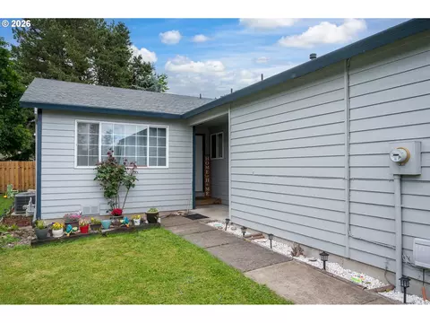 418 SE 34th Cir, Troutdale, OR 97060