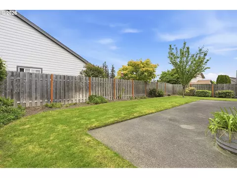 Exterior - 1438 N Juniper Pl, Canby, OR 97013 photo 13 of 13