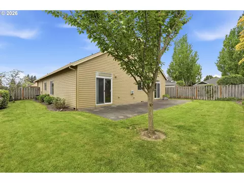 Exterior - 1438 N Juniper Pl, Canby, OR 97013 photo 11 of 13