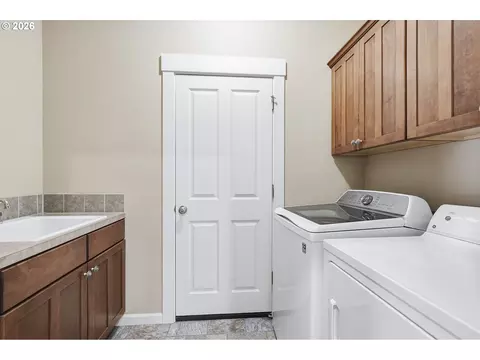 Other - 1438 N Juniper Pl, Canby, OR 97013 photo 3 of 4